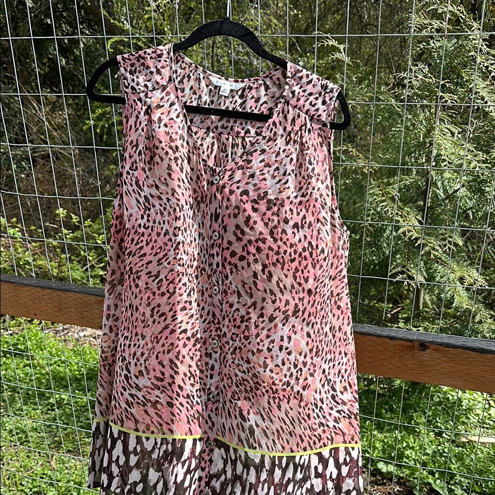 Leopard Print Sleeveless Top